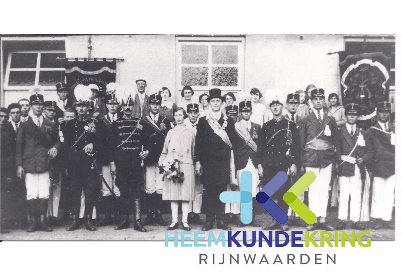 Herwen 1929 Schutterij Vrede en Vriendschap Koningsfoto Coll HKR (1)